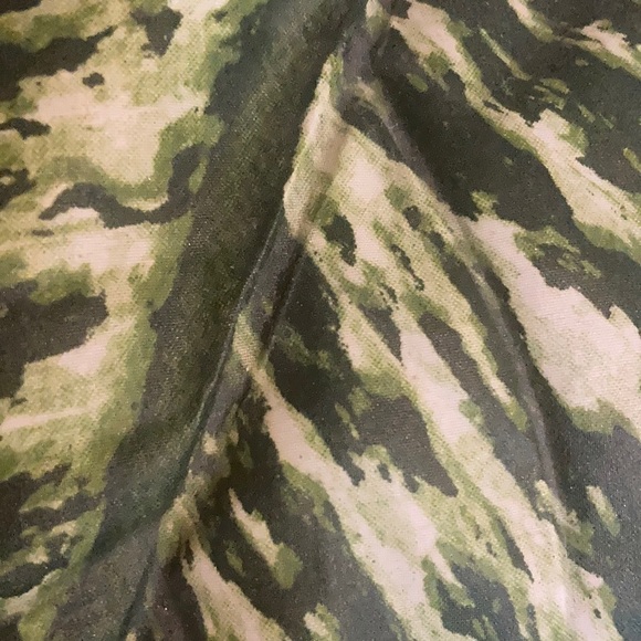 Meet your Posher, Delia - Picture 1 of 1